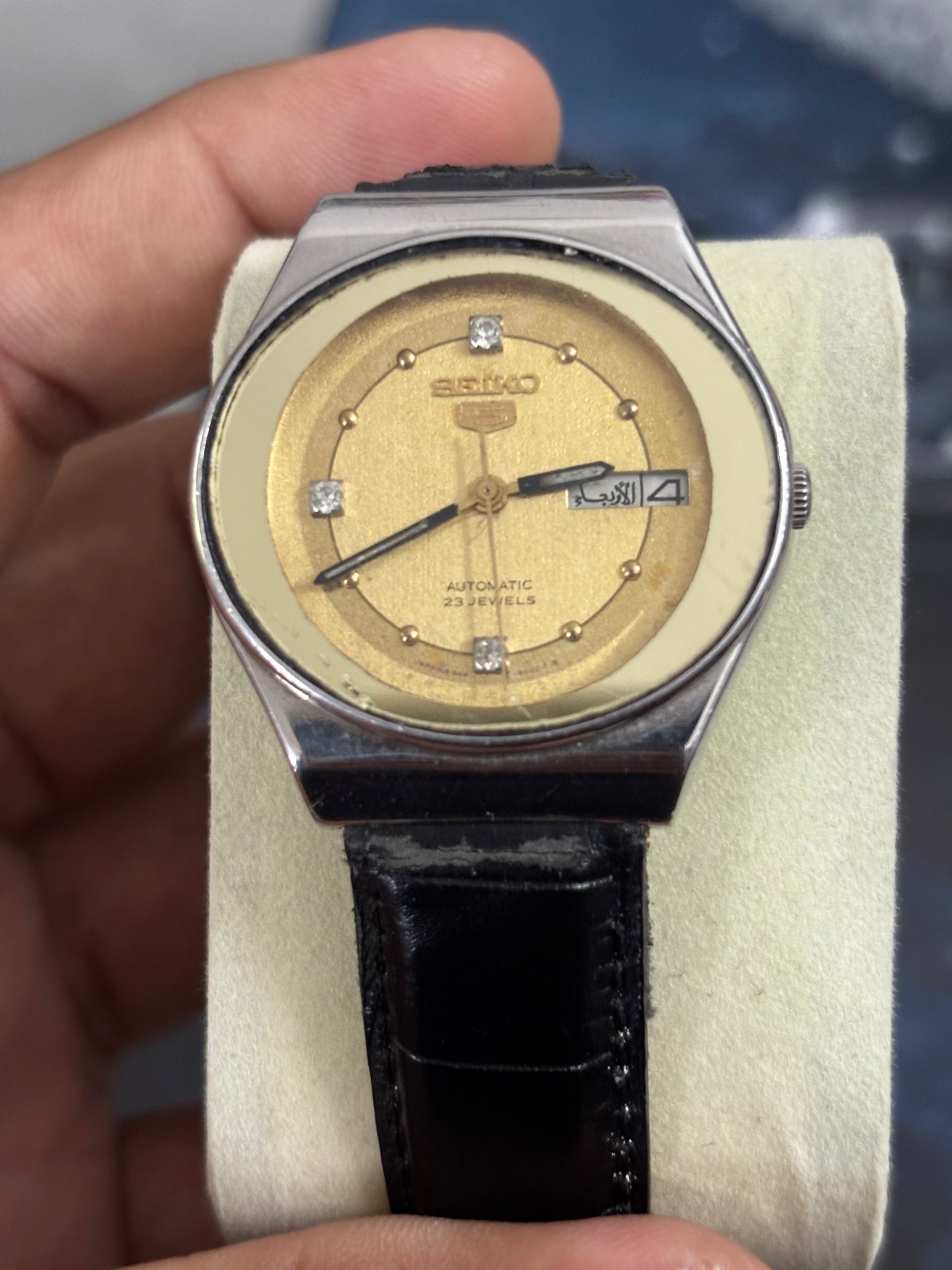 Seiko 5 Automatic Vintage Day Date Watch with an Oval-shaped Face and Golden Dial