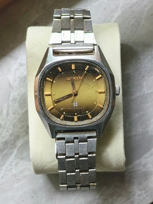 Vintage allwyn 17j hand wound