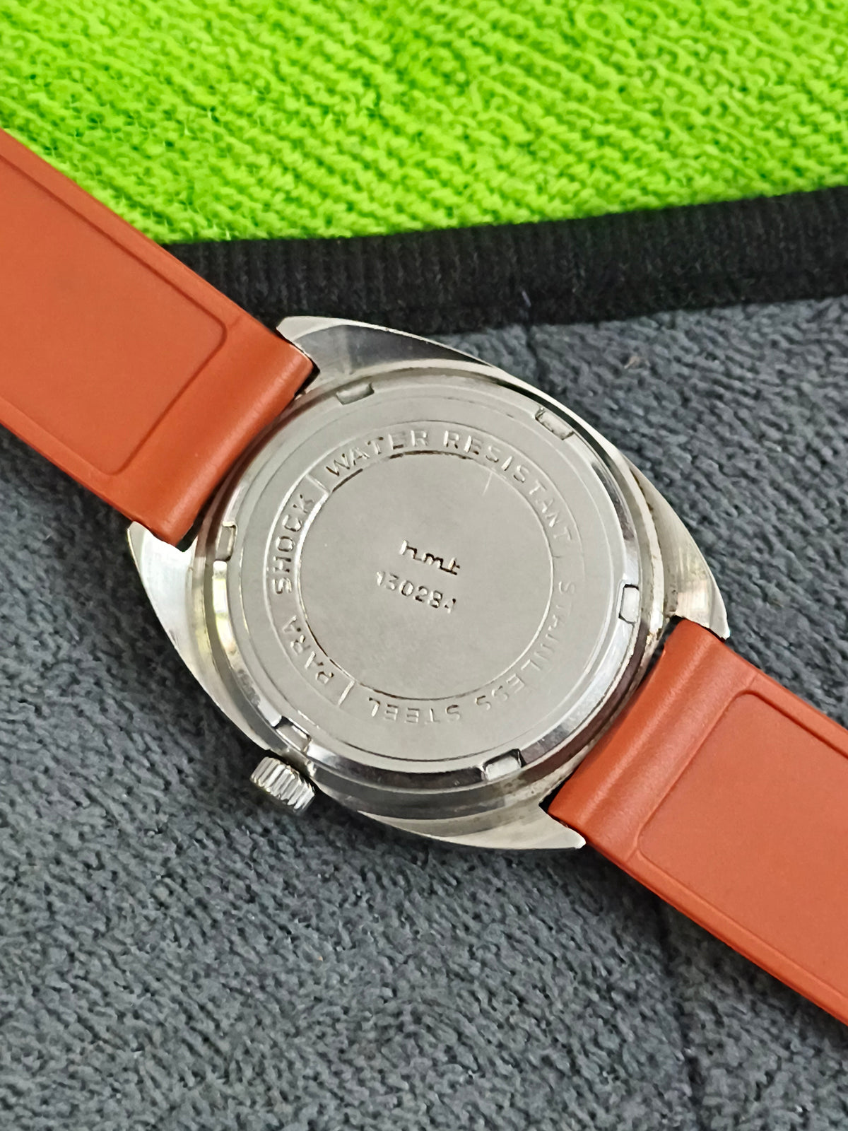 HMT Kohinoor Mechanical Hand-wound Watch with a Ivory Patina Dial