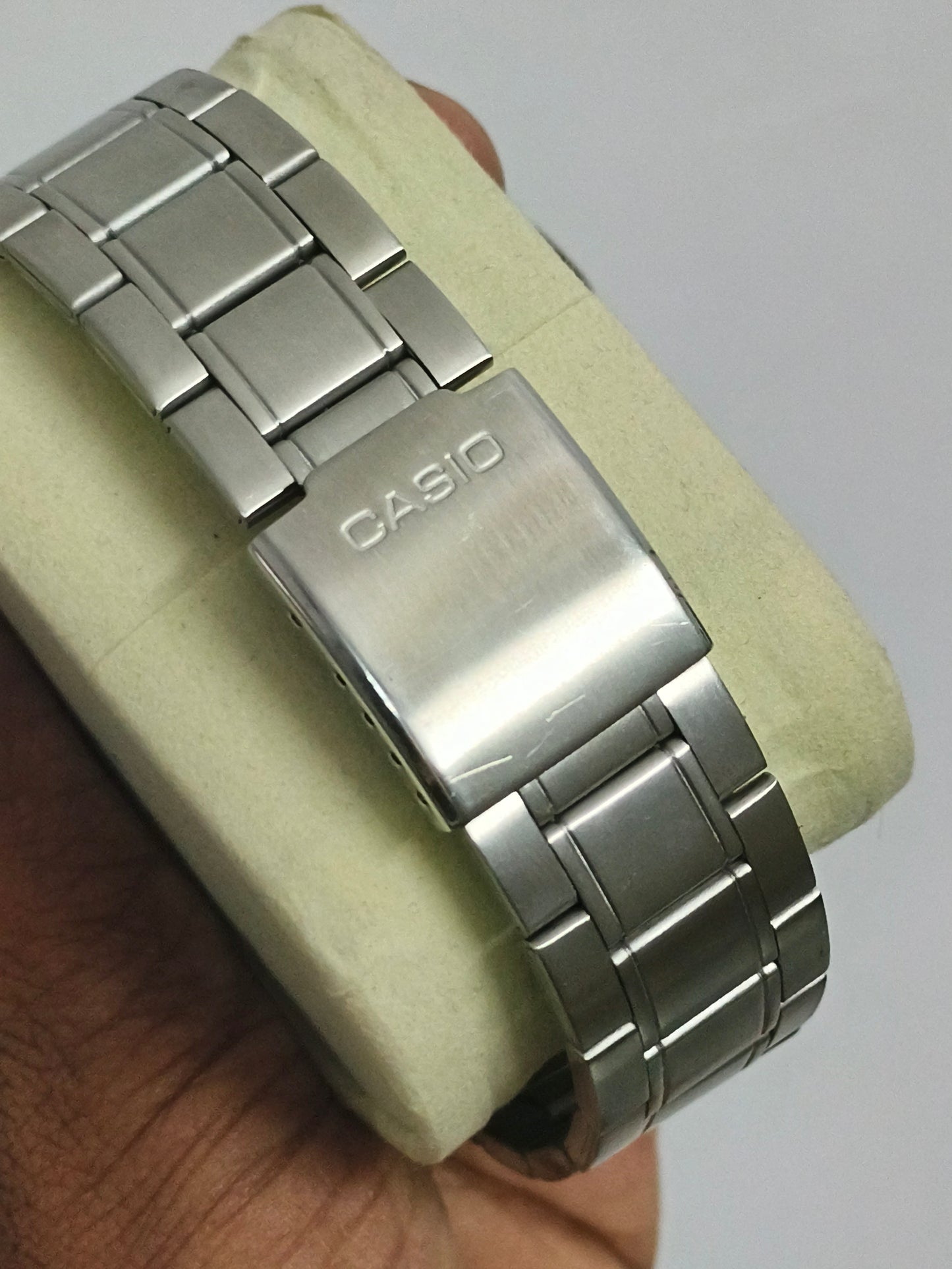 Casio Enticer AMW-810D-7AVDF (Pre-owned) Multifunction Watch