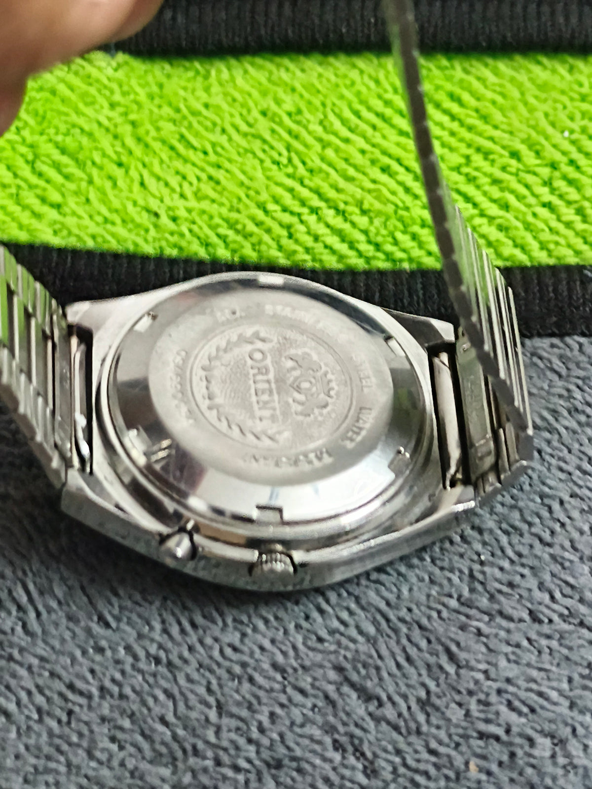 Orient Neo-Vintage Automatic Day Date Watch with a Gold-toned Dial