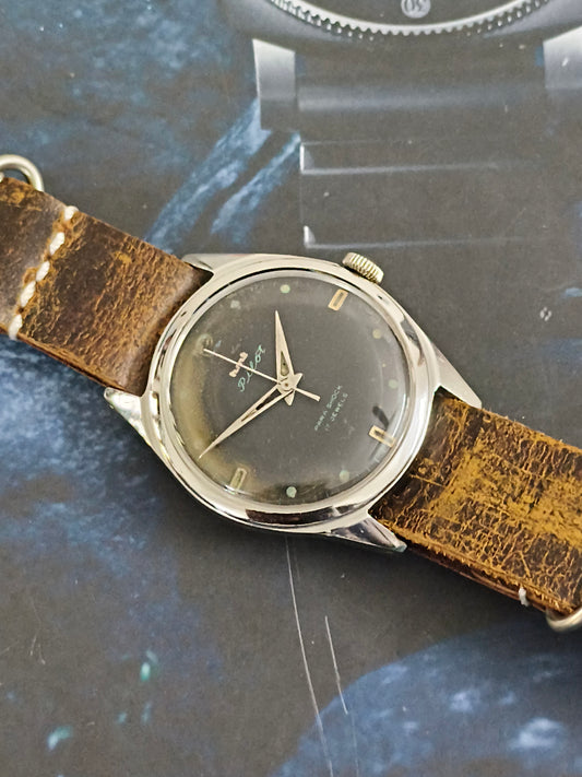 HMT Pilot “Three Liner” Hand-wound Vintage Watch with a Black Dial and Nato Leather Strap