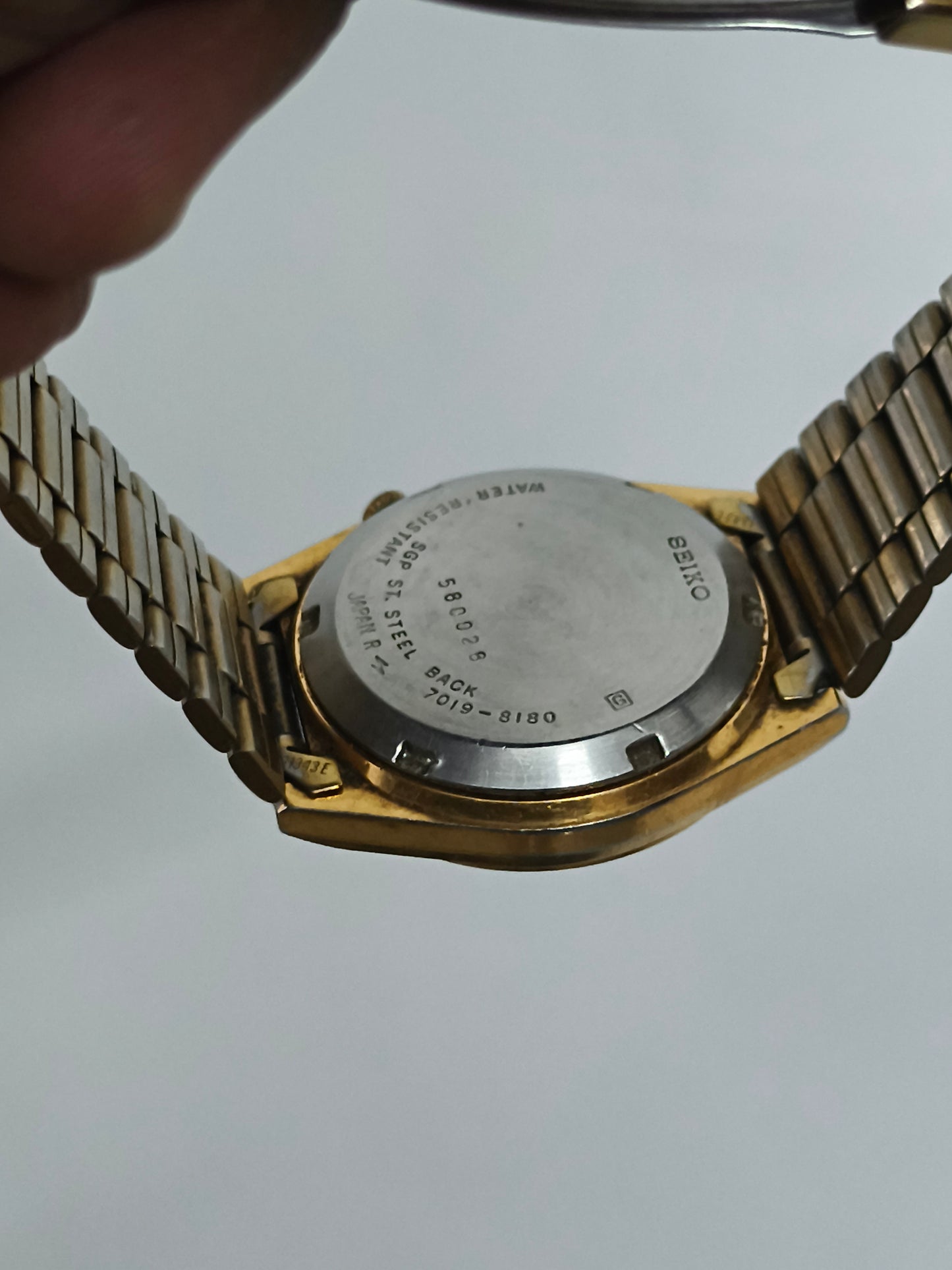 Seiko 5 Automatic Day Date Vintage Watch with Gold-toned Case and Bracelet