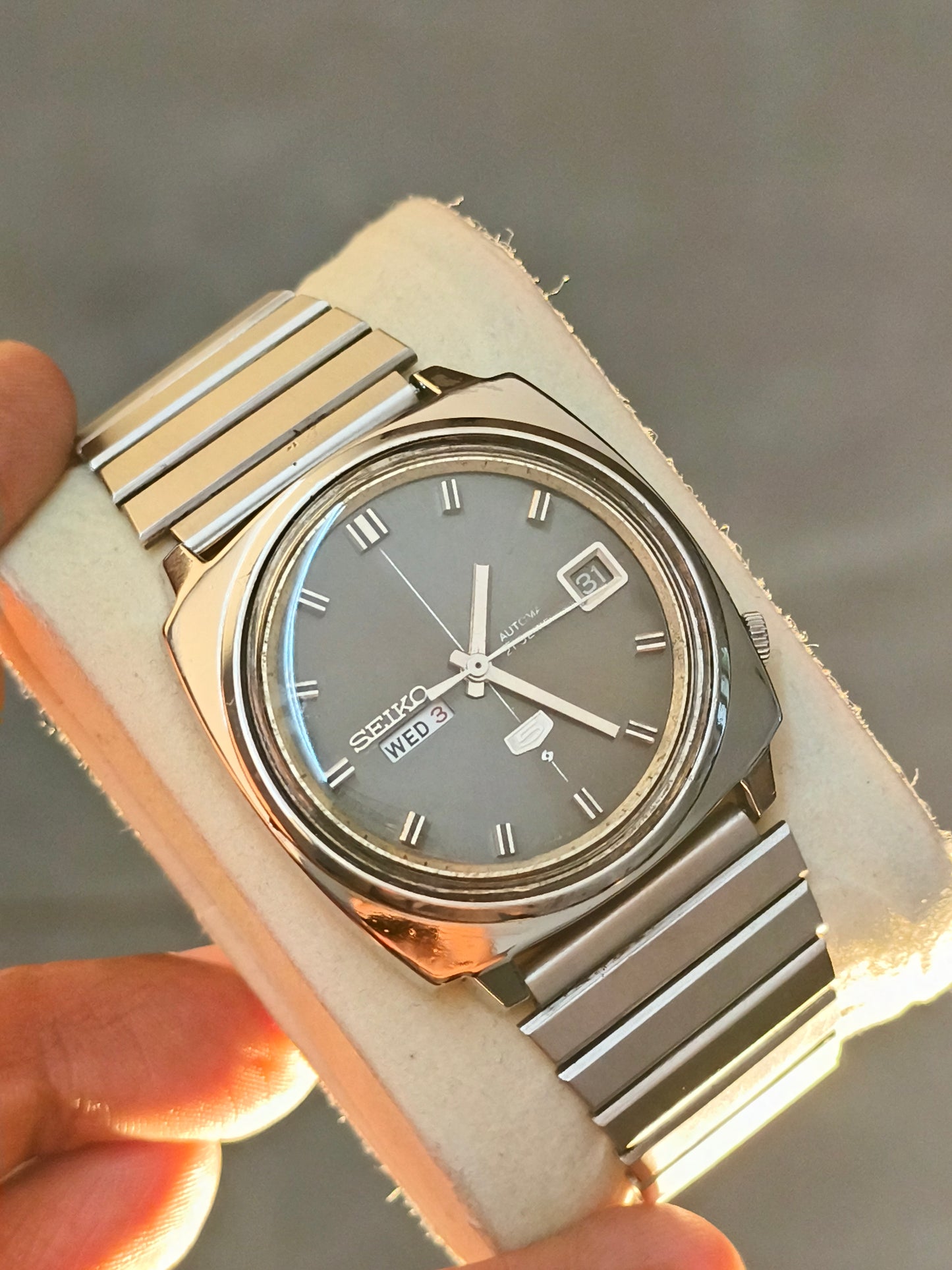 Seiko 5 Automatic Split Day Date Vintage Watch with Black Dial