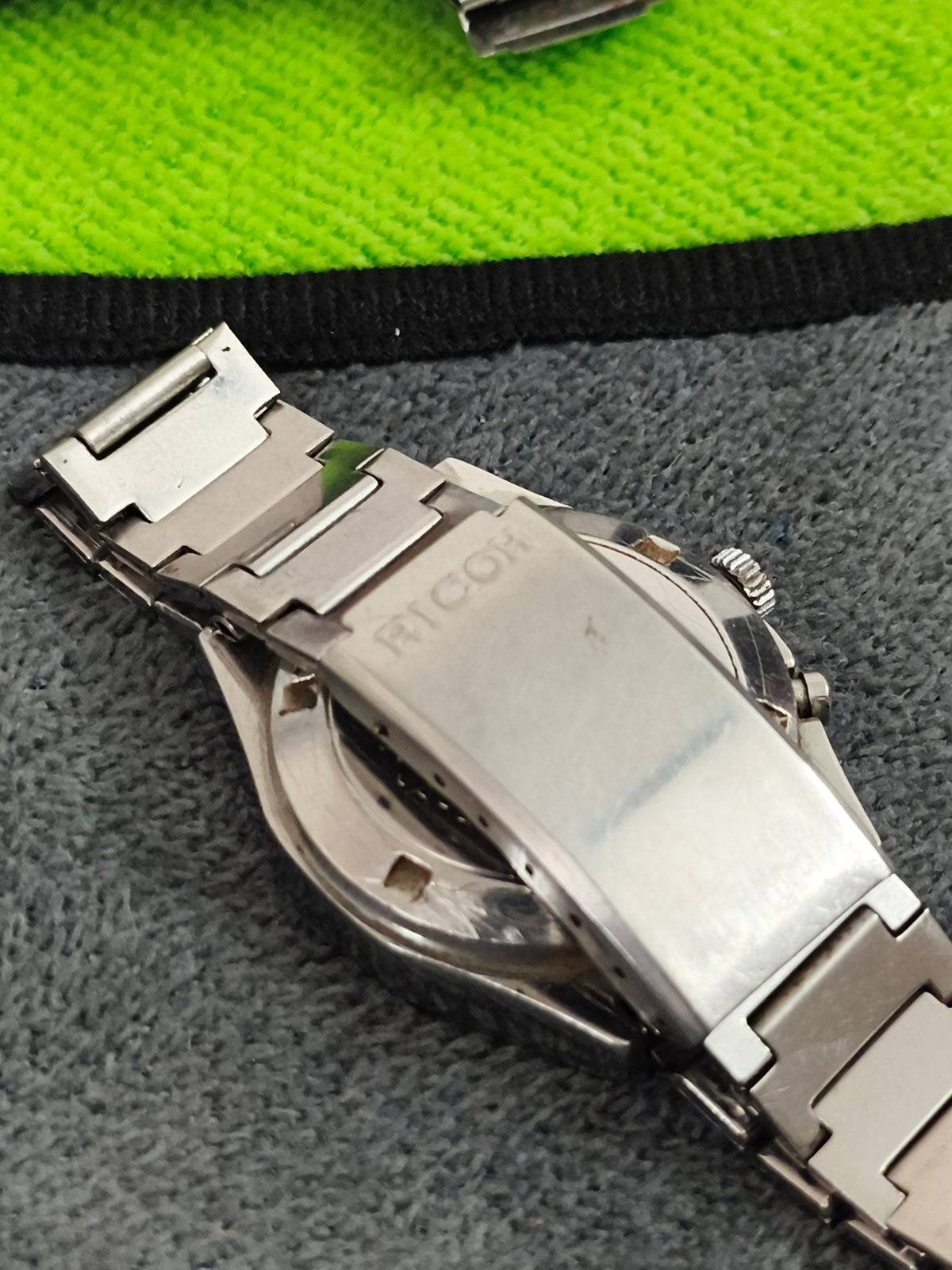 Ricoh Vintage Day Date Automatic Watch with a Dual-toned Dial
