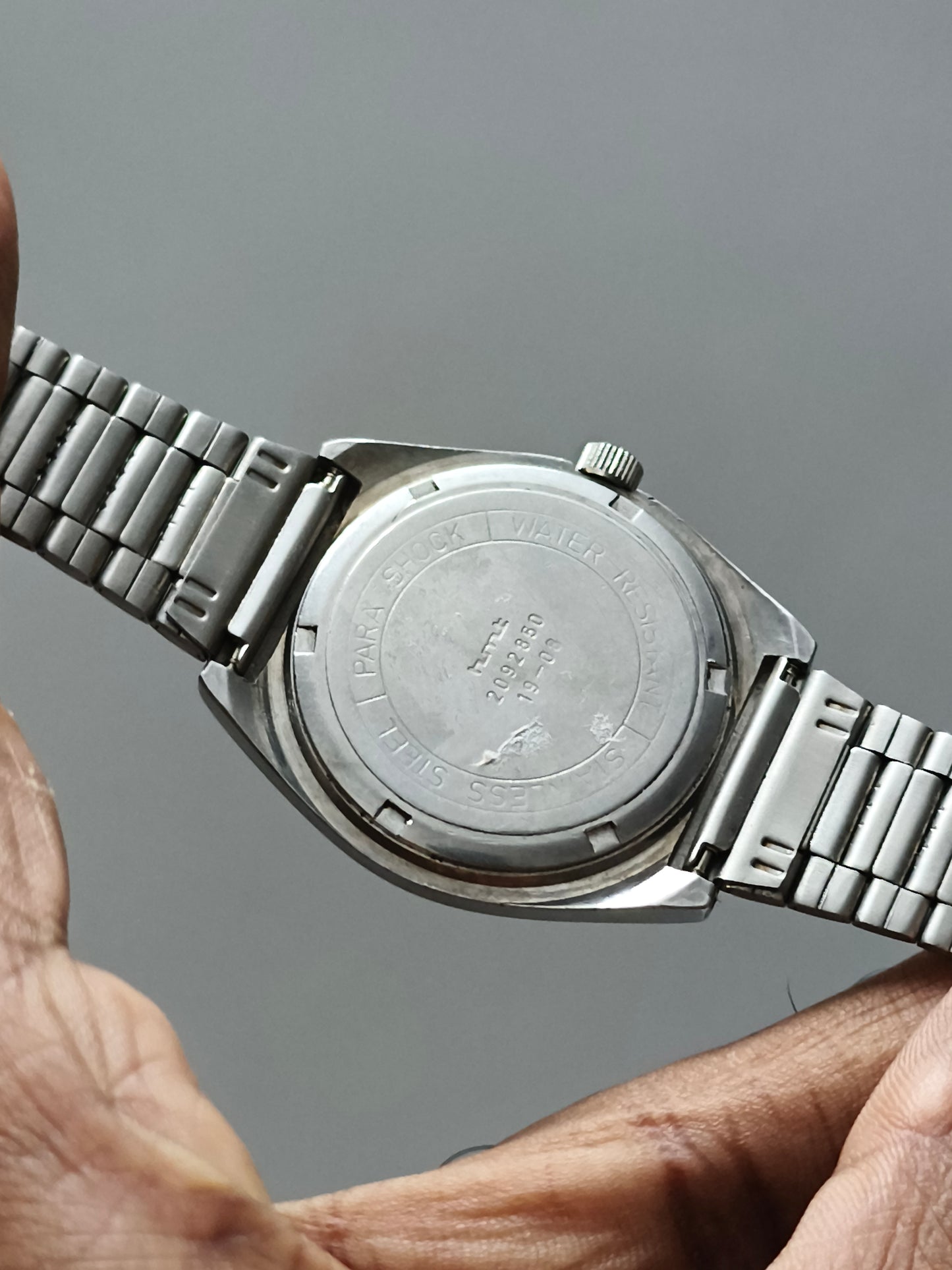 HMT Tareeq Hand-wound Watch with a Black Dial