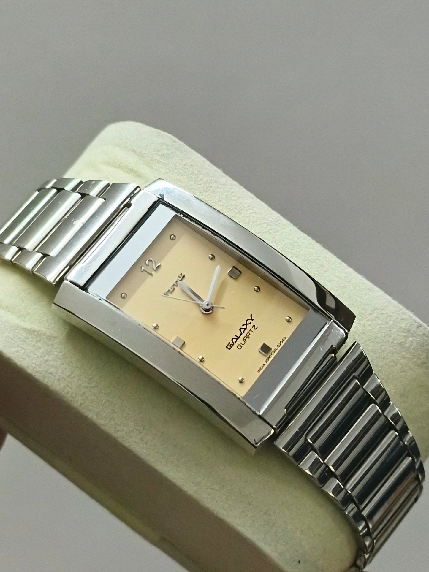HMT Galaxy Tank Pegasus Quartz Watch