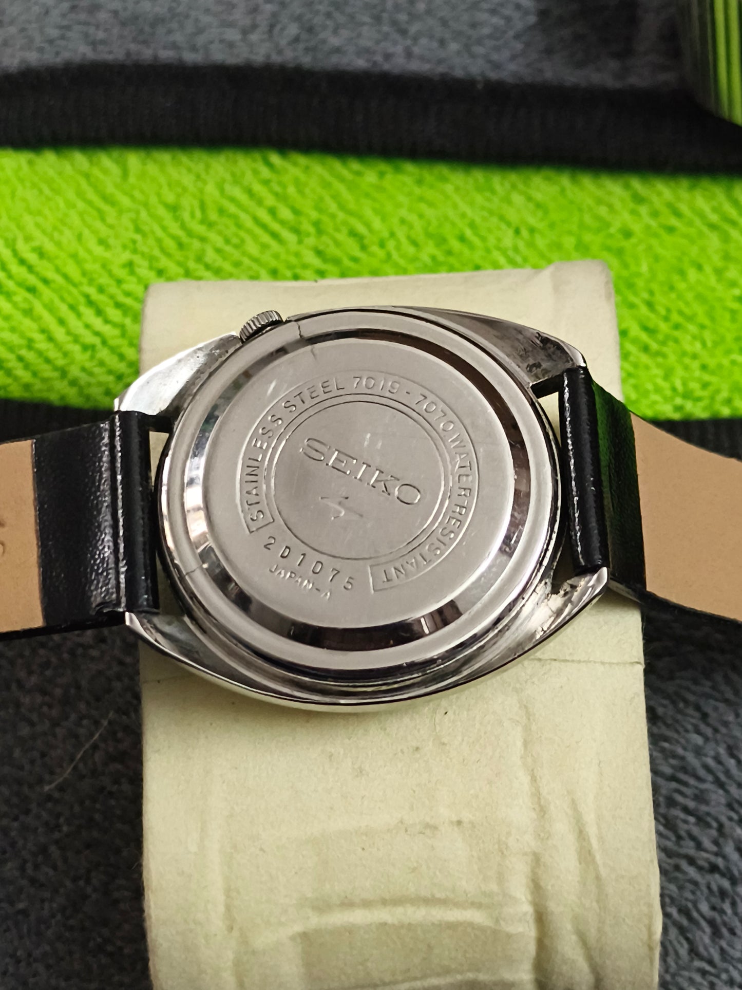 Seiko 5 Actus Automatic Vintage Watch with a Grey Sun-burst Dial, JDM Variant