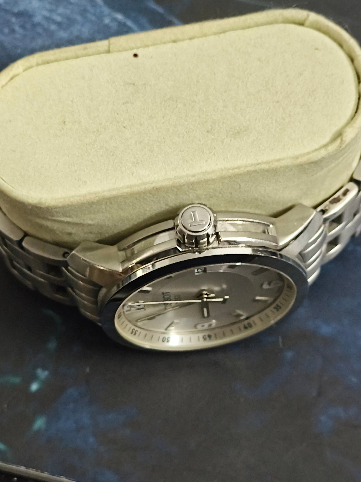 Tissot 1853 Quartz Watch 40mm with a White Dial