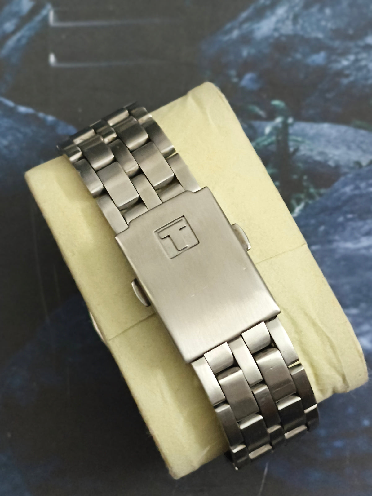 Tissot 1853 Quartz Watch 40mm with a White Dial