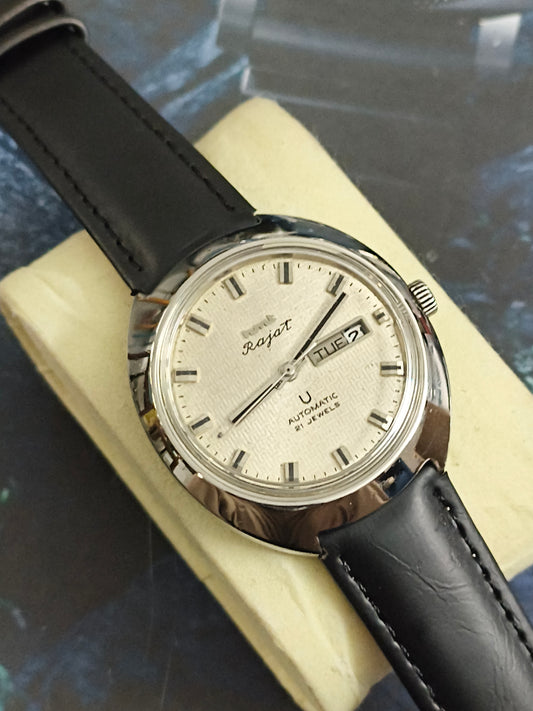 HMT Rajat Automatic Day Date Vintage Watch with a White Textured Dial