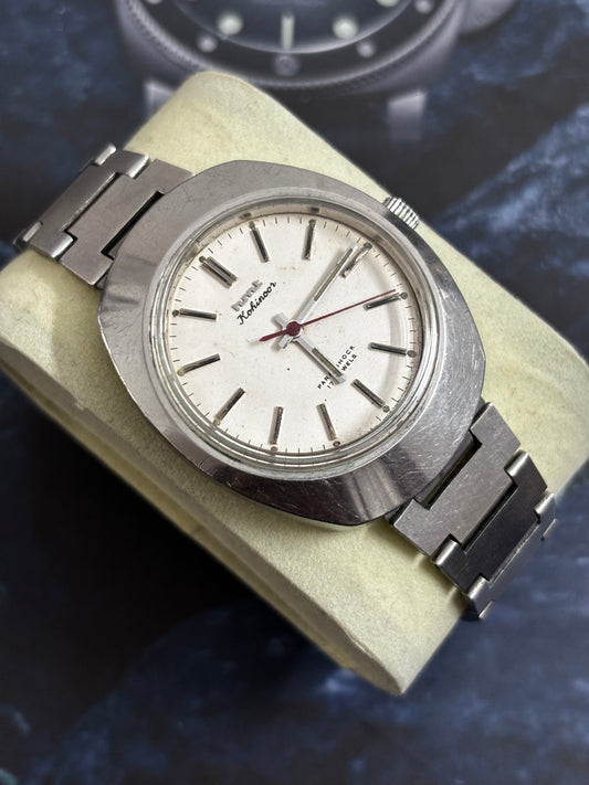 HMT Kohinoor Hand-wound Vintage Watch with a White Dial