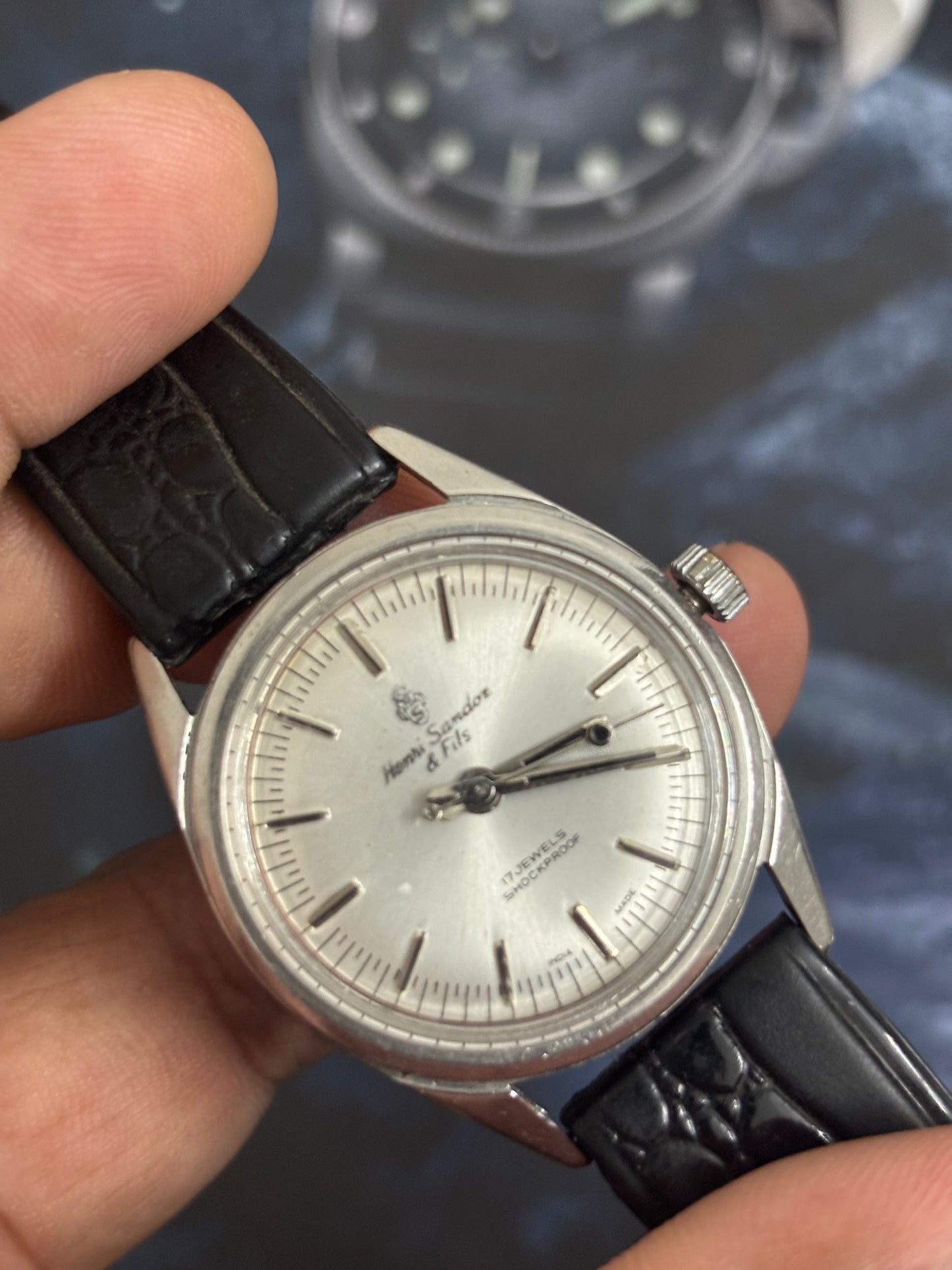 Henry Sandoz & Fils Mechanical Vintage Hand-wound Watch with a Silver-toned Dial