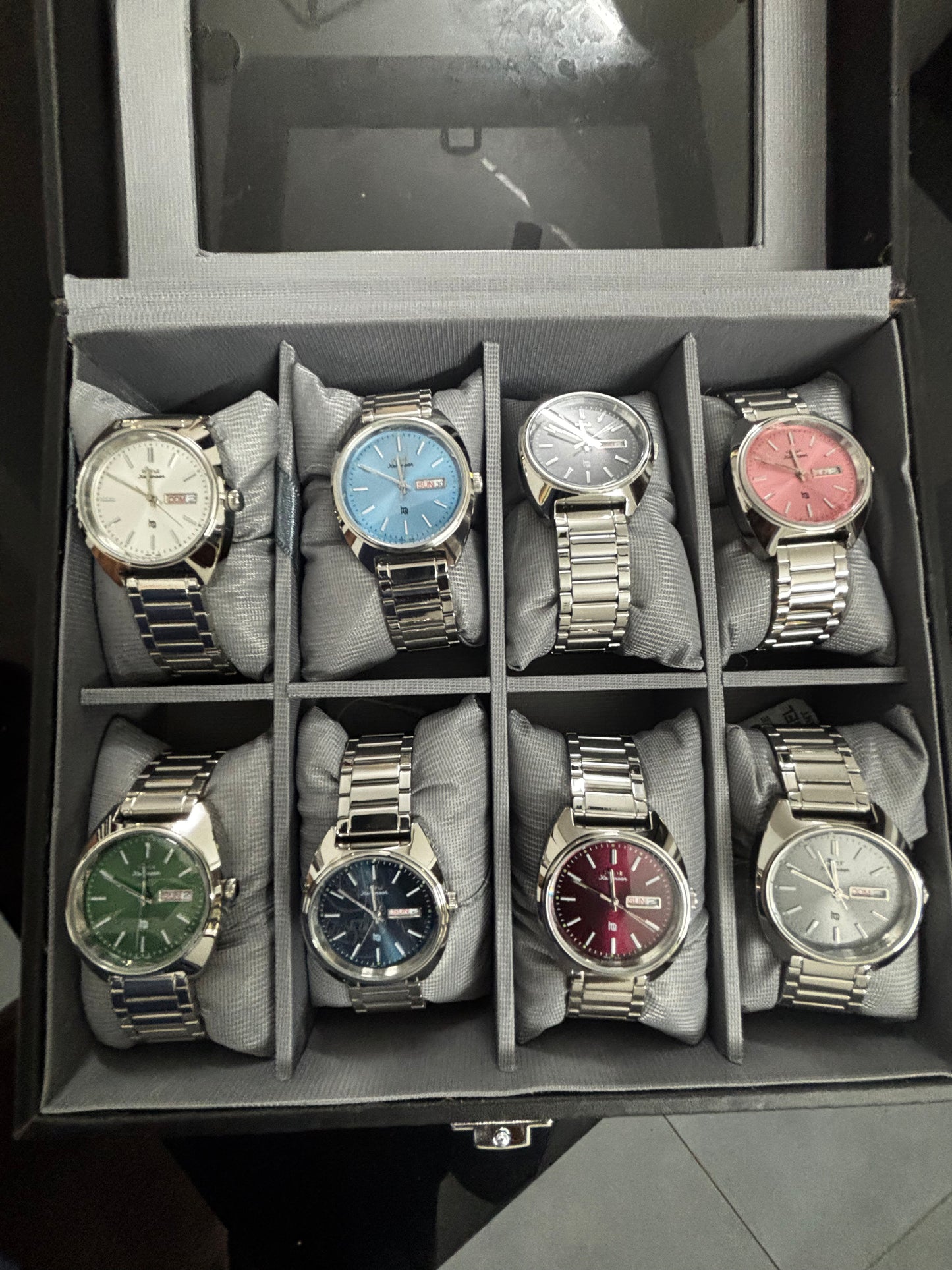 8 piece Kohinoor Quartz collection with box