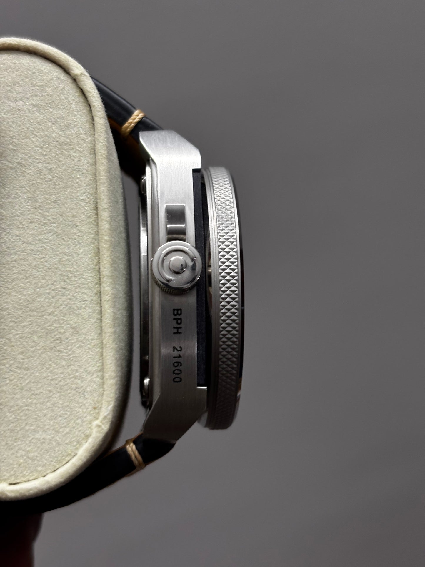 TACS AVL II Automatic Watch (Pre-owned)