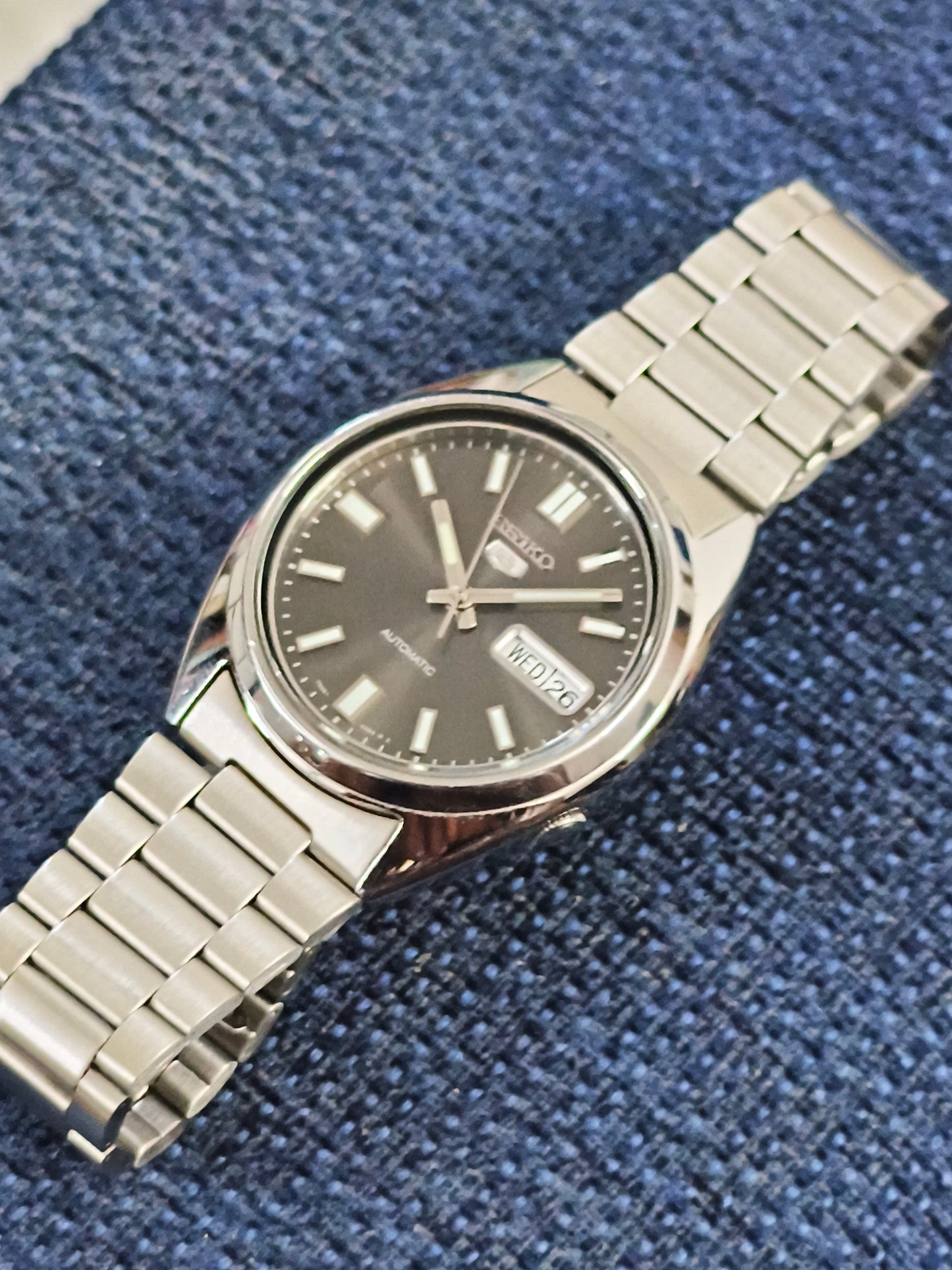 Seiko 5 Automatic SNXS79K1 Watch, NOS/Mint Condition
