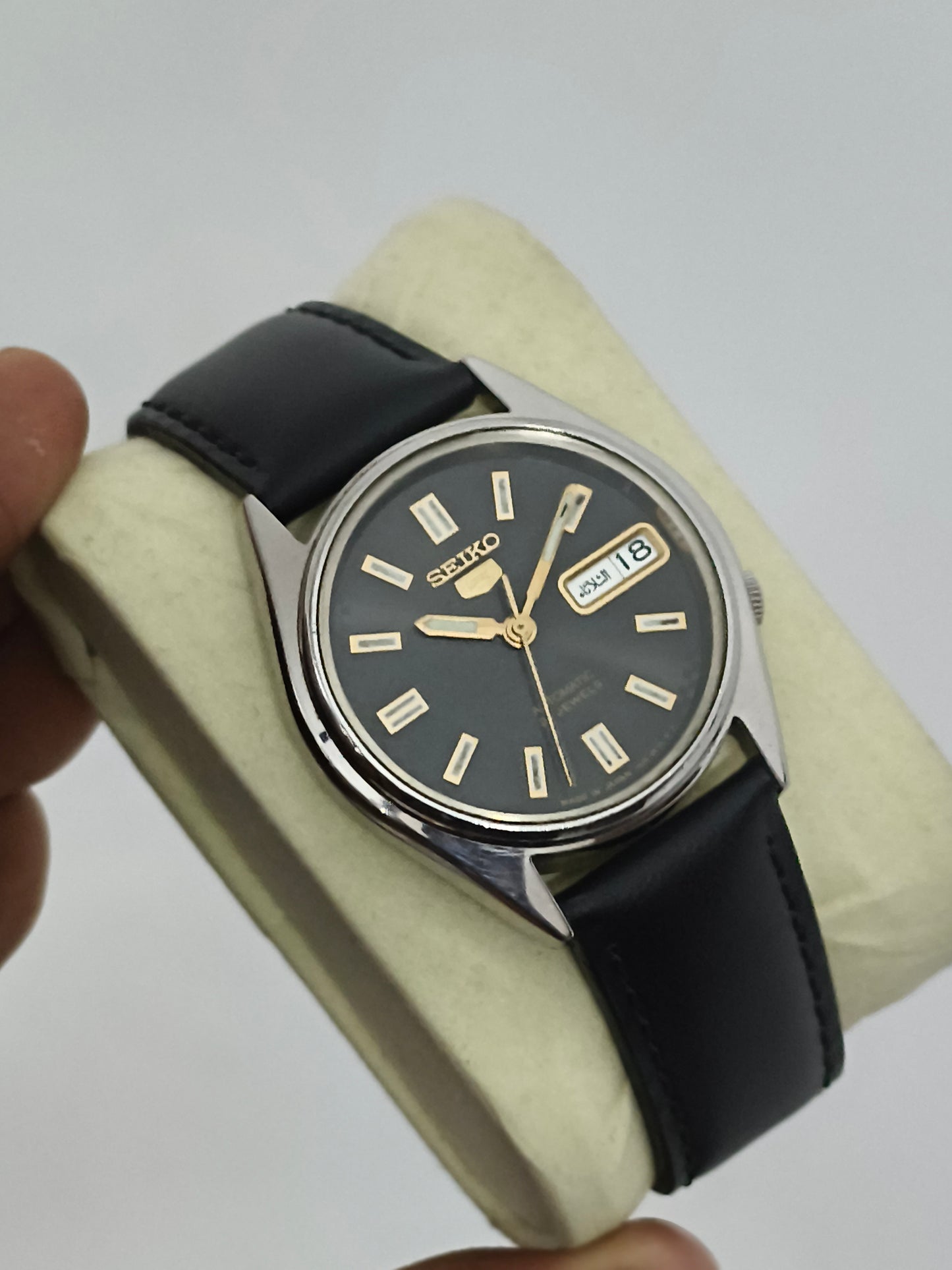 Seiko 5 Vintage Watch with Black Dial and Golden Indices