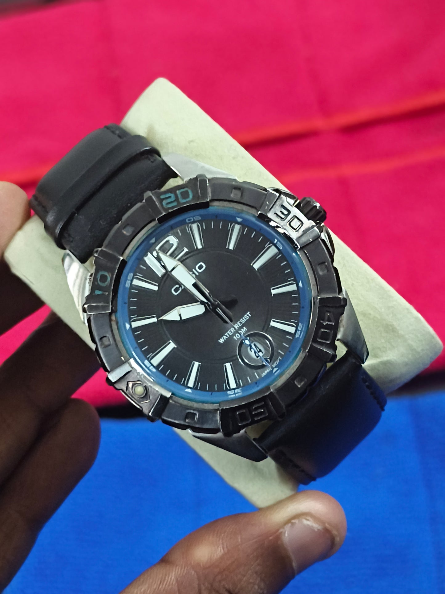 Casio MTD 1070 Neo-vintage Quartz Diver Style Watch with a Black Dial