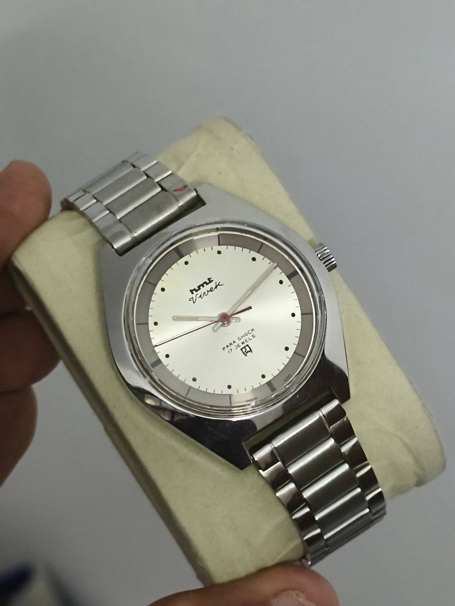 HMT Vivek Hand-wound Mechanical Watch with Silver-toned Dial