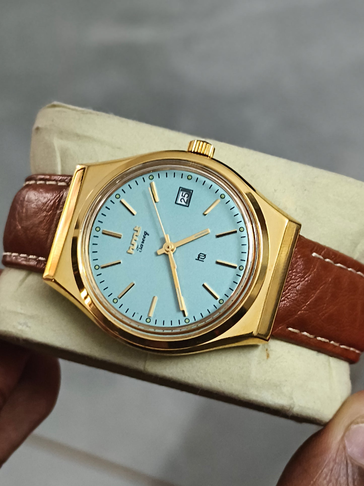HMT Tareeq HQ Quartz Gold-toned Watch with Tiffany Blue Dial