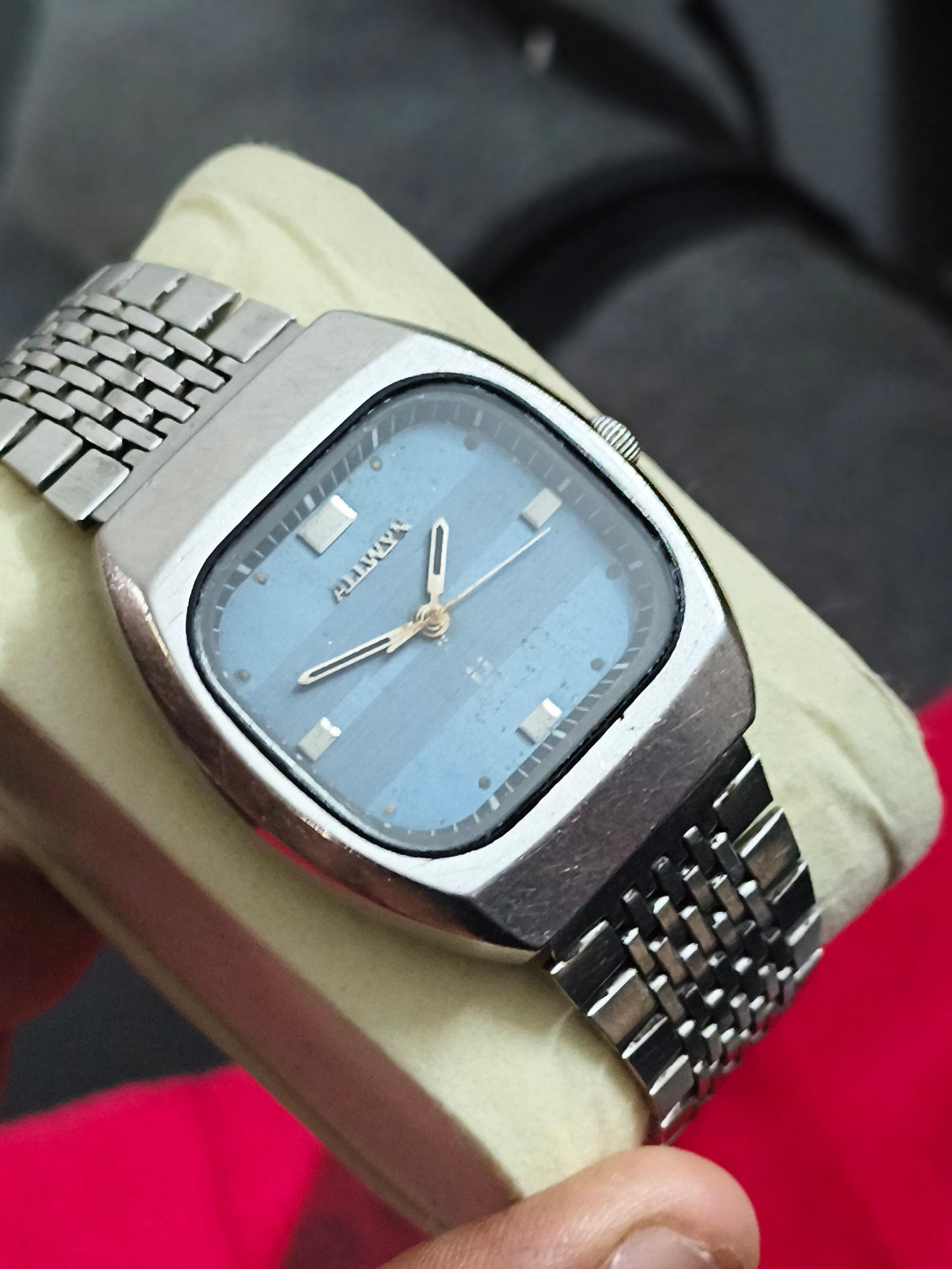 Allwyn Vintage Mechanical Hand-wound Watch with a Blue Horizontal Stripes Pattern
