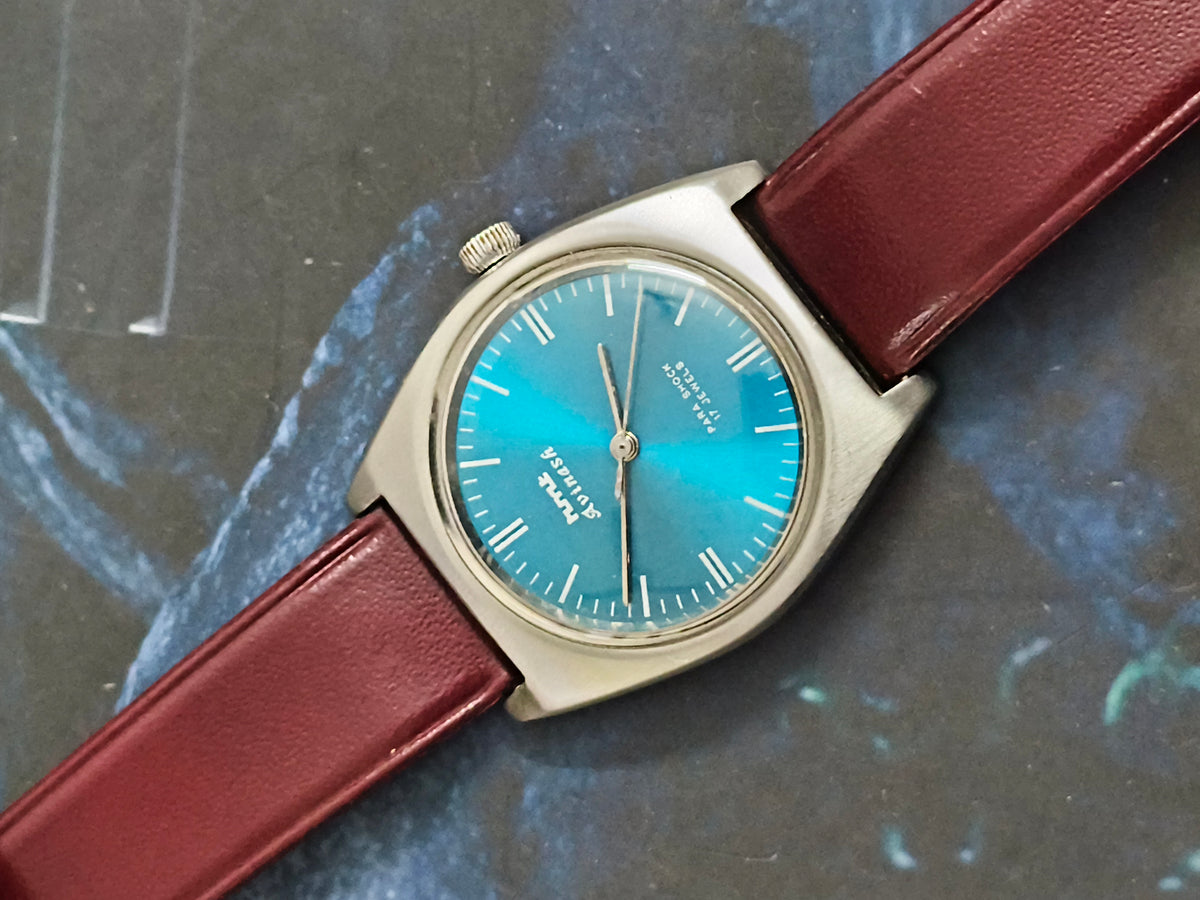 HMT Avinash Hand-wound Vintage Watch with a Peacock Blue Dial