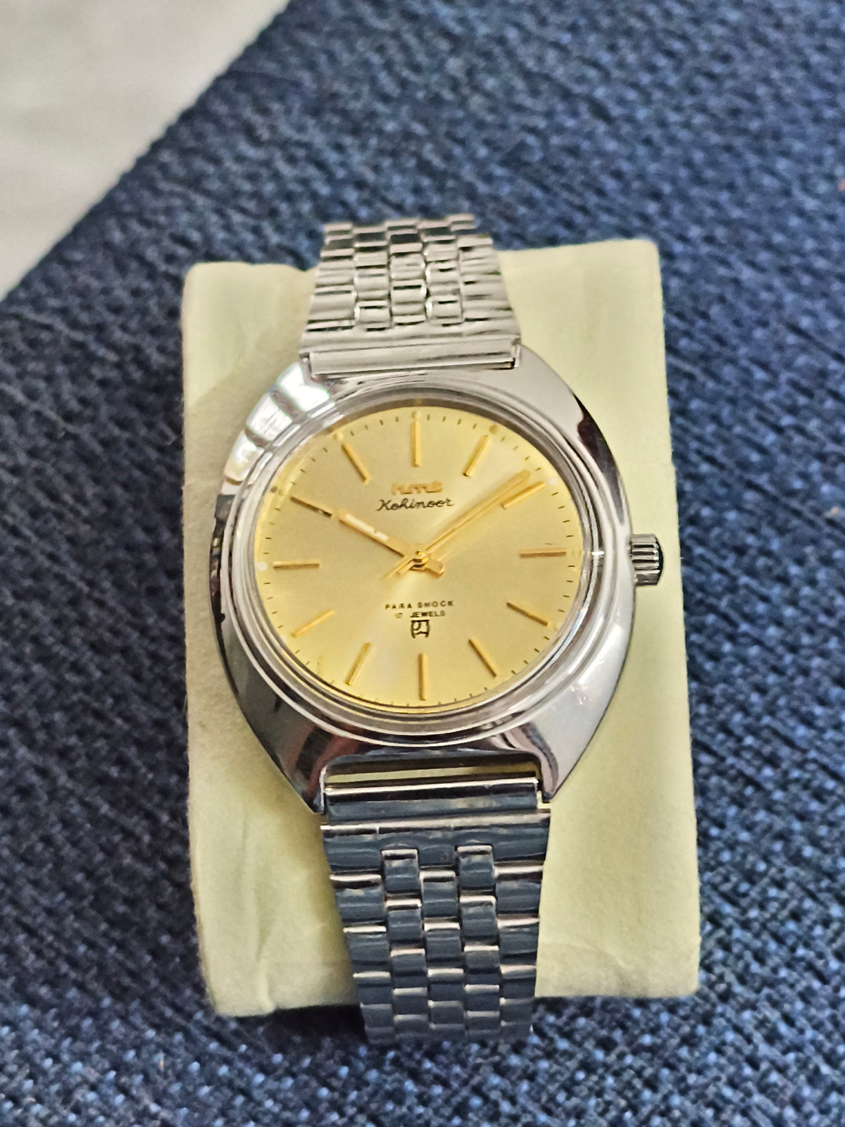 HMT Kohinoor Hand-wound Neo-Vintage Watch with a Gold-toned Dial, Mint/NOS Condition