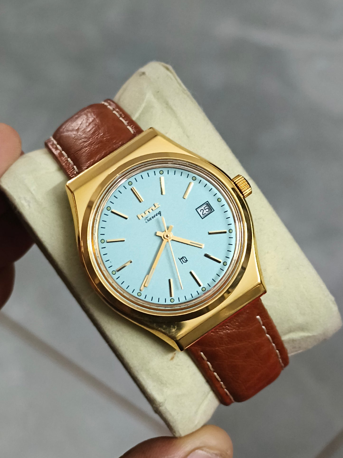 HMT Tareeq HQ Quartz Gold-toned Watch with Tiffany Blue Dial