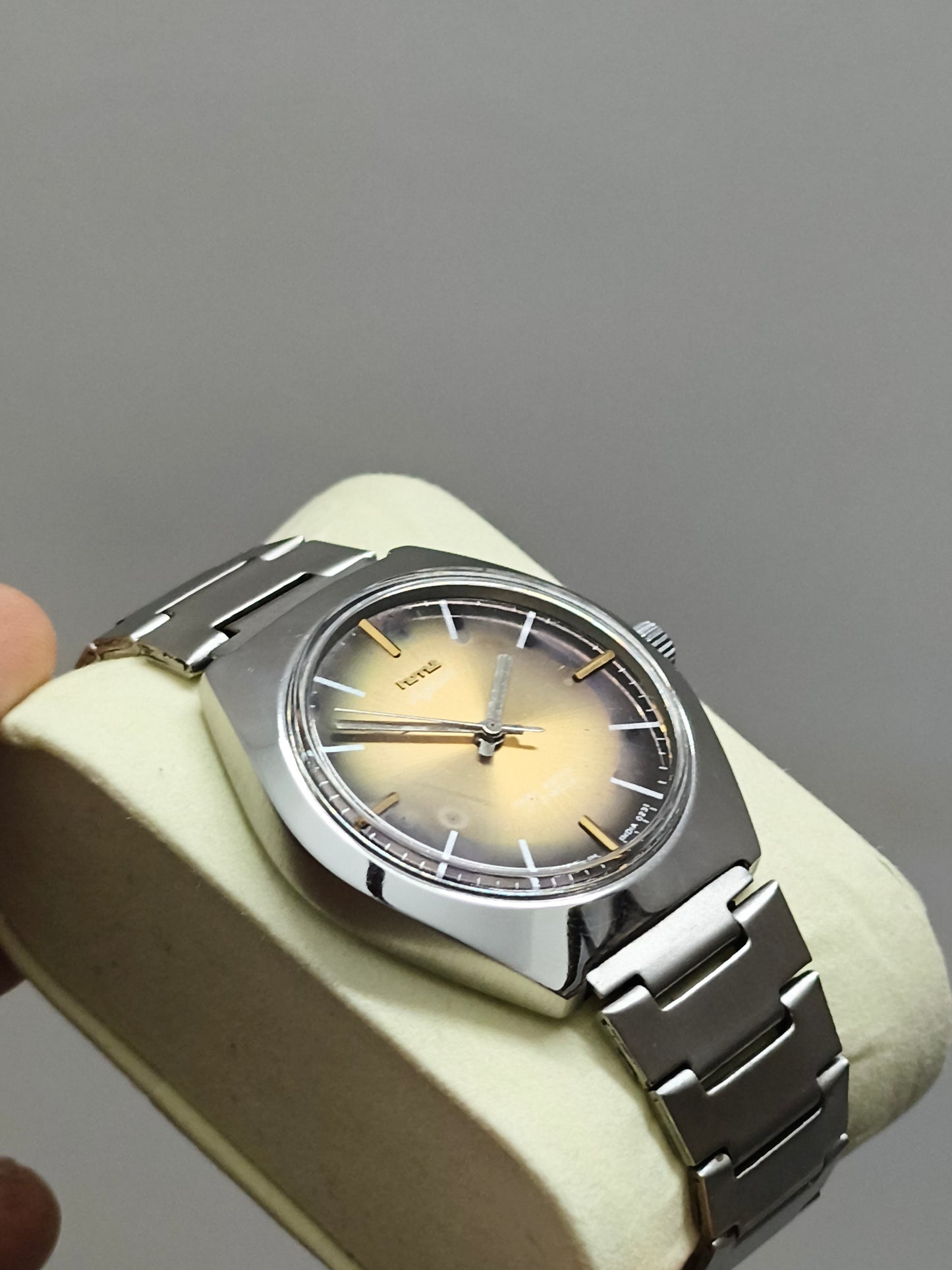 HMT Ajeet Hand-wound Mechanical Watch with Gradient Dial