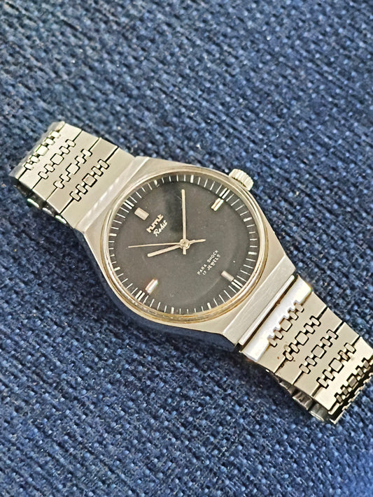 HMT Rohit Mechanical Hand-wound Vintage Watch with Black Dial and Steel Bracelet