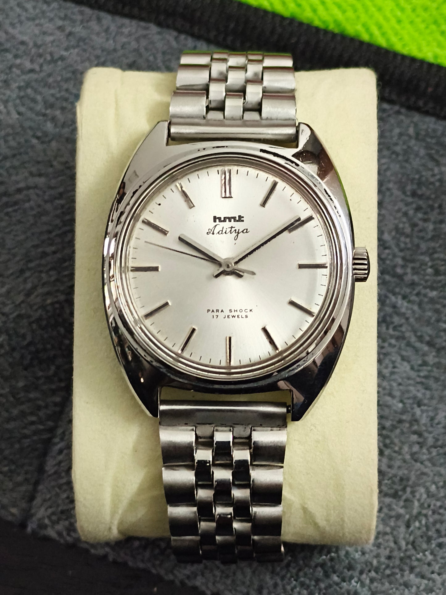 HMT Aditya Vintage Mechanical Hand-wound Watch with Bracelet