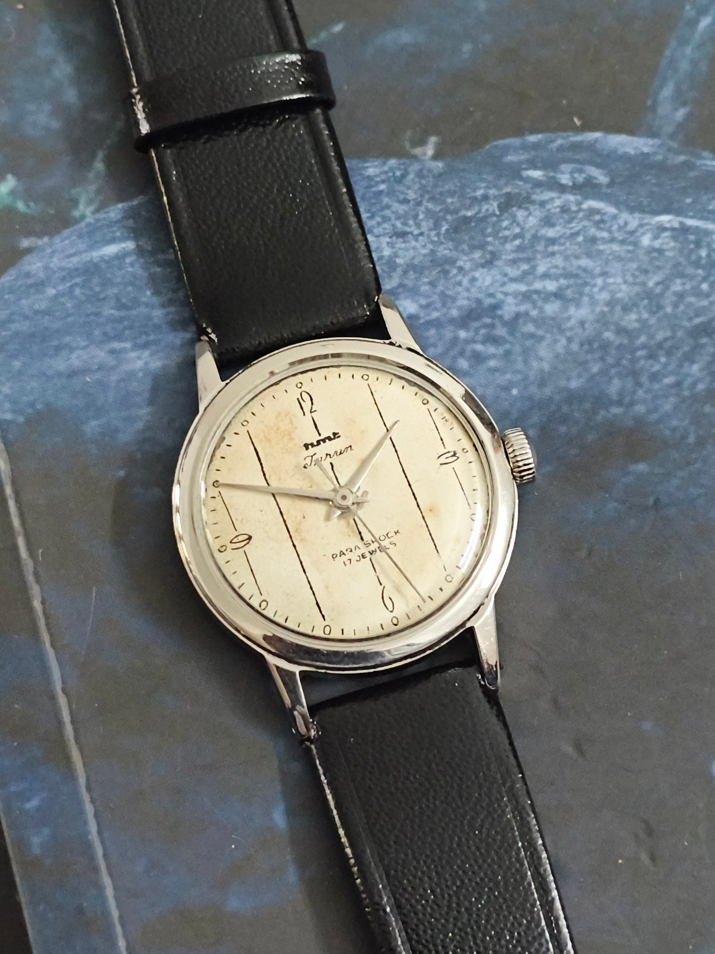 HMT Tarun Mechanical Hand-Wound Vintage Watch with a Notebook Vertical Line Dial