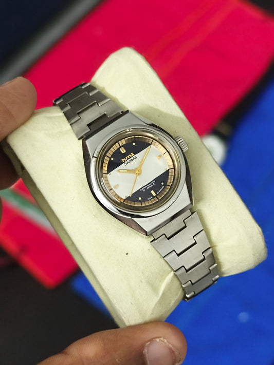 HMT Shobha Hand-wound Ladies' Watch with Two-toned Dial