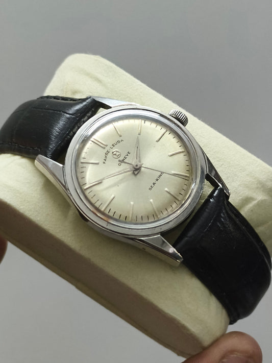 Favre Leuba Vintage Mechanical Sea King Watch 32mm with Silver Dial