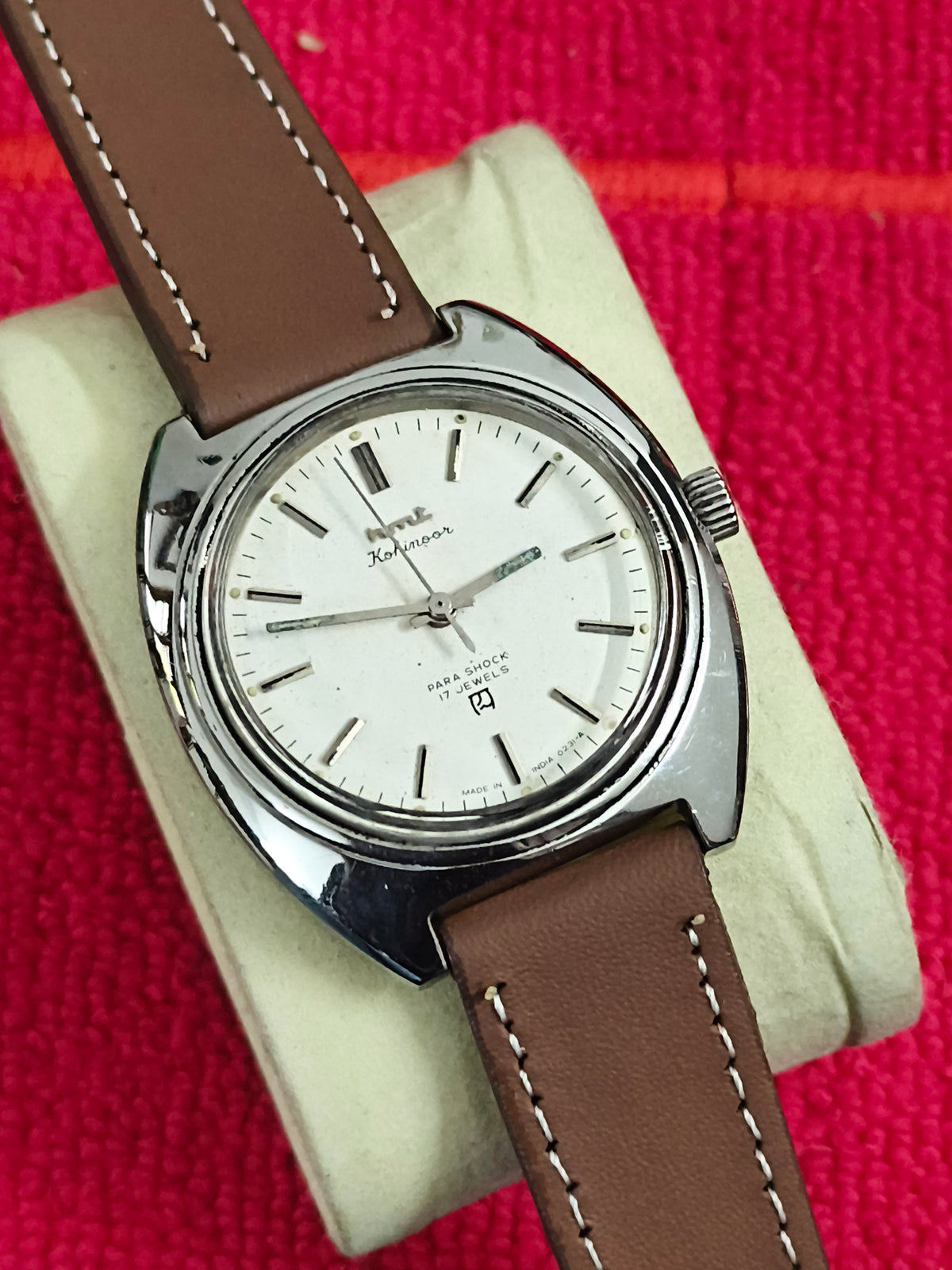 HMT Kohinoor Hand-wound Watch with a White Patina Dial
