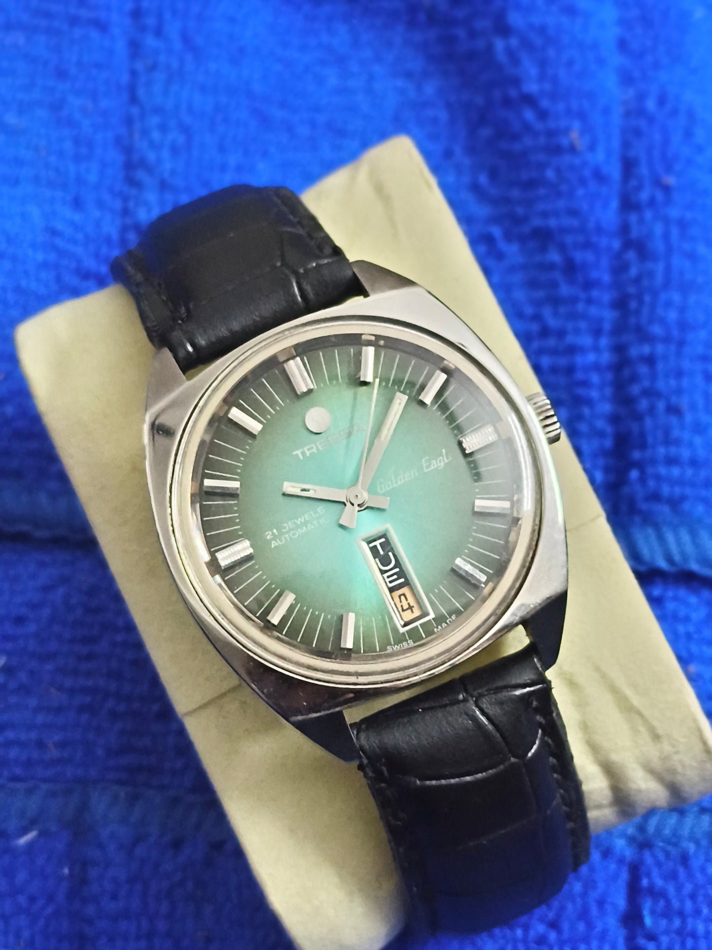 Tressa Golden Eagle Swiss Made Vintage Automatic Day Date Watch