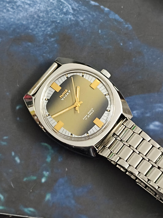 HMT Vijay Hand-wound Vintage Watch with a Gradient Dial