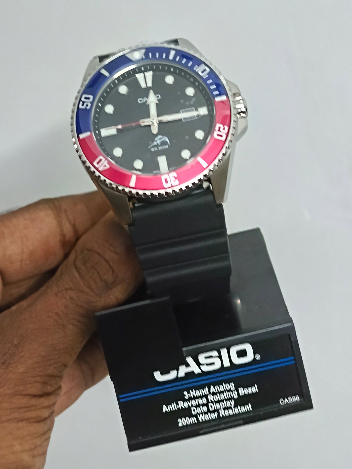 Casio MDV 106 Duro “Marlin” Pepsi (Blue and Red)