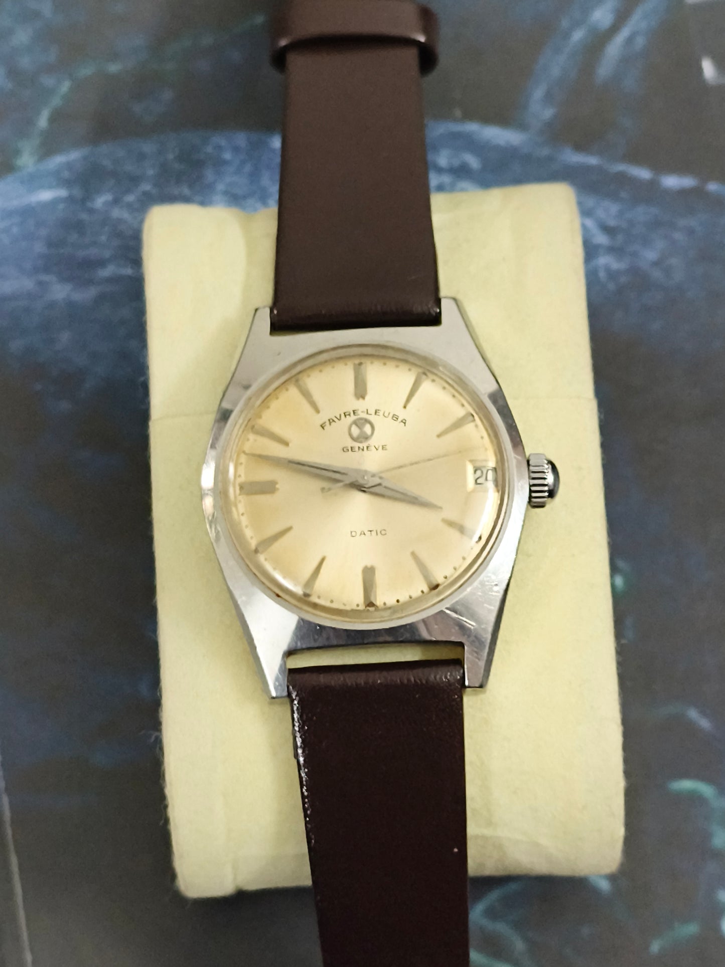 Favre Leuba DATIC Manual-winding Vintage Watch with a Patina Dial