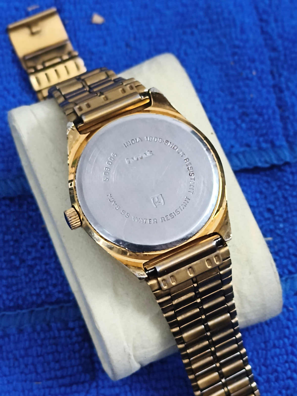 HMT Tareeq Hand-wound Vintage Watch with a Gold-toned Case