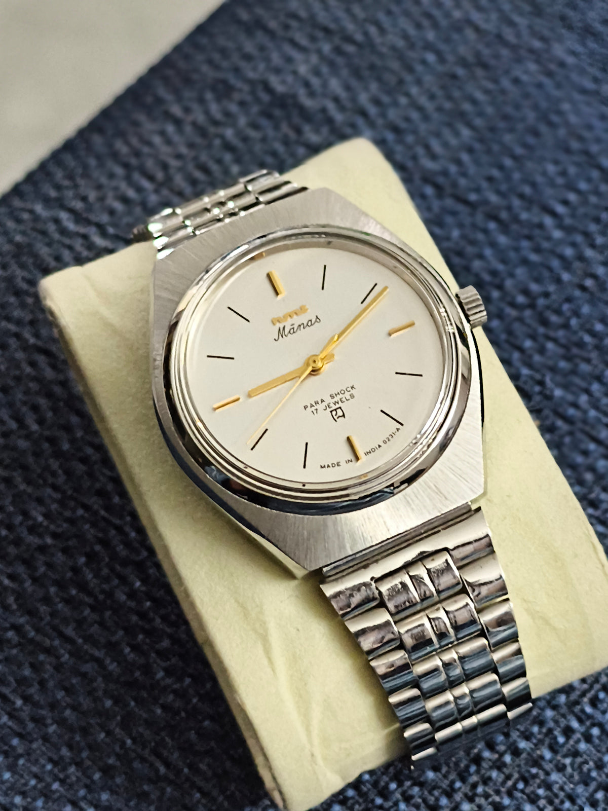 HMT Manas Hand-wound Neo-Vintage Watch with a Silver-toned Dial, Mint/NOS Condition