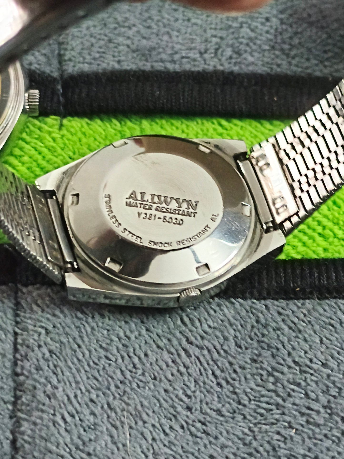 Allwyn Automatic Vintage Day Date Watch with Black Dial and Golden Indexes