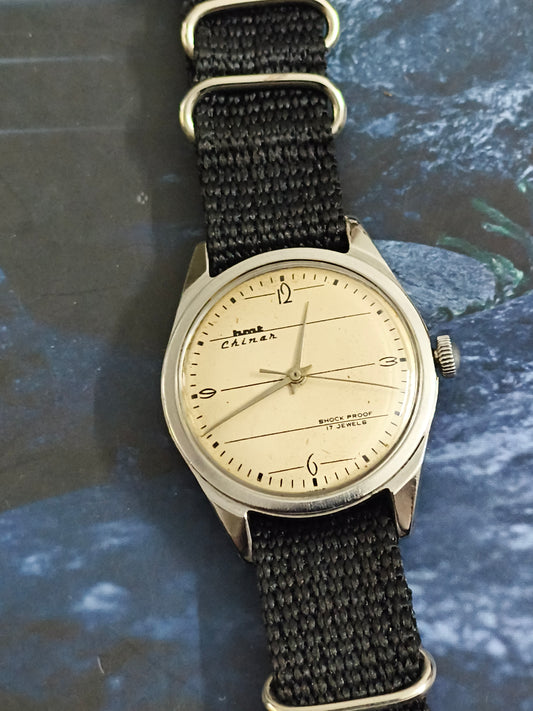 HMT Chinar Hand-wound Vintage Watch with an Off-white Notebook Dial