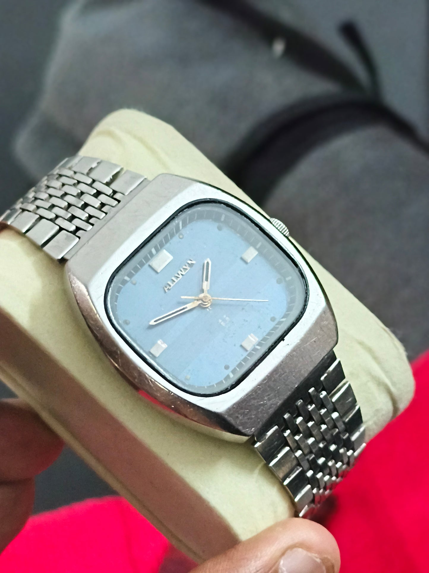 Allwyn Vintage Mechanical Hand-wound Watch with a Blue Horizontal Stripes Pattern