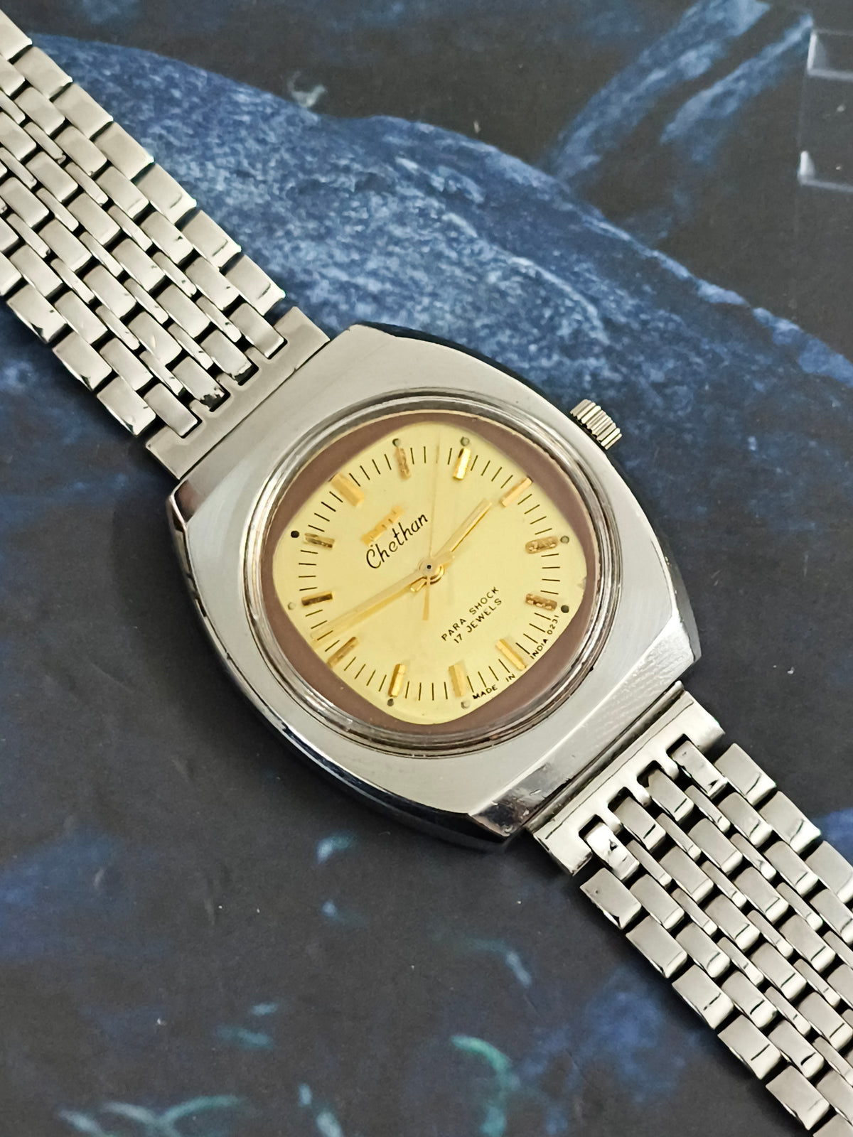 HMT Chetan Hand-wound Vintage Watch with a Champagne Dial