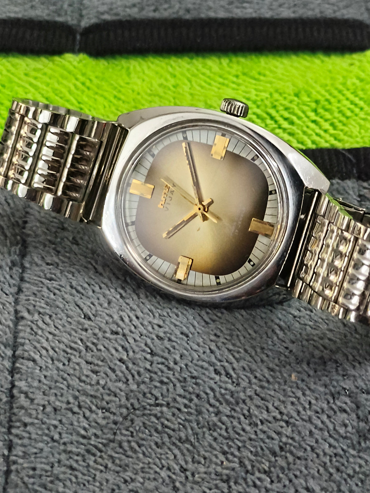 HMT Vijay Hand-wound Vintage Watch with a Gold to Brown Gradient Dial