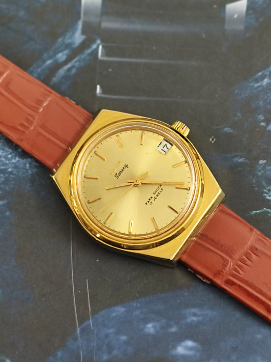 HMT Tareeq Hand-wound Vintage Watch with a Gold-toned Case