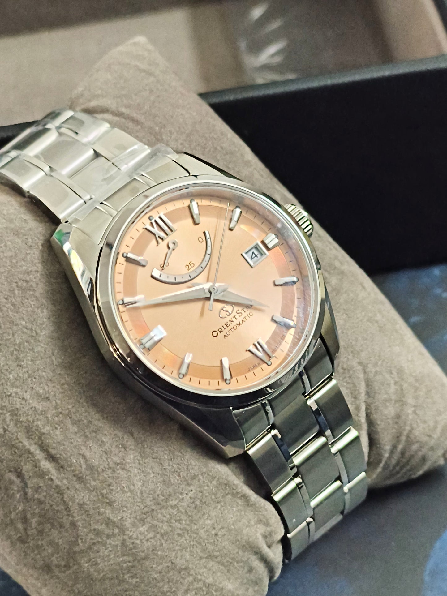 Orient Star Contemporary Date Automatic Watch with a Copper-toned Dial (RE-AU0108G)
