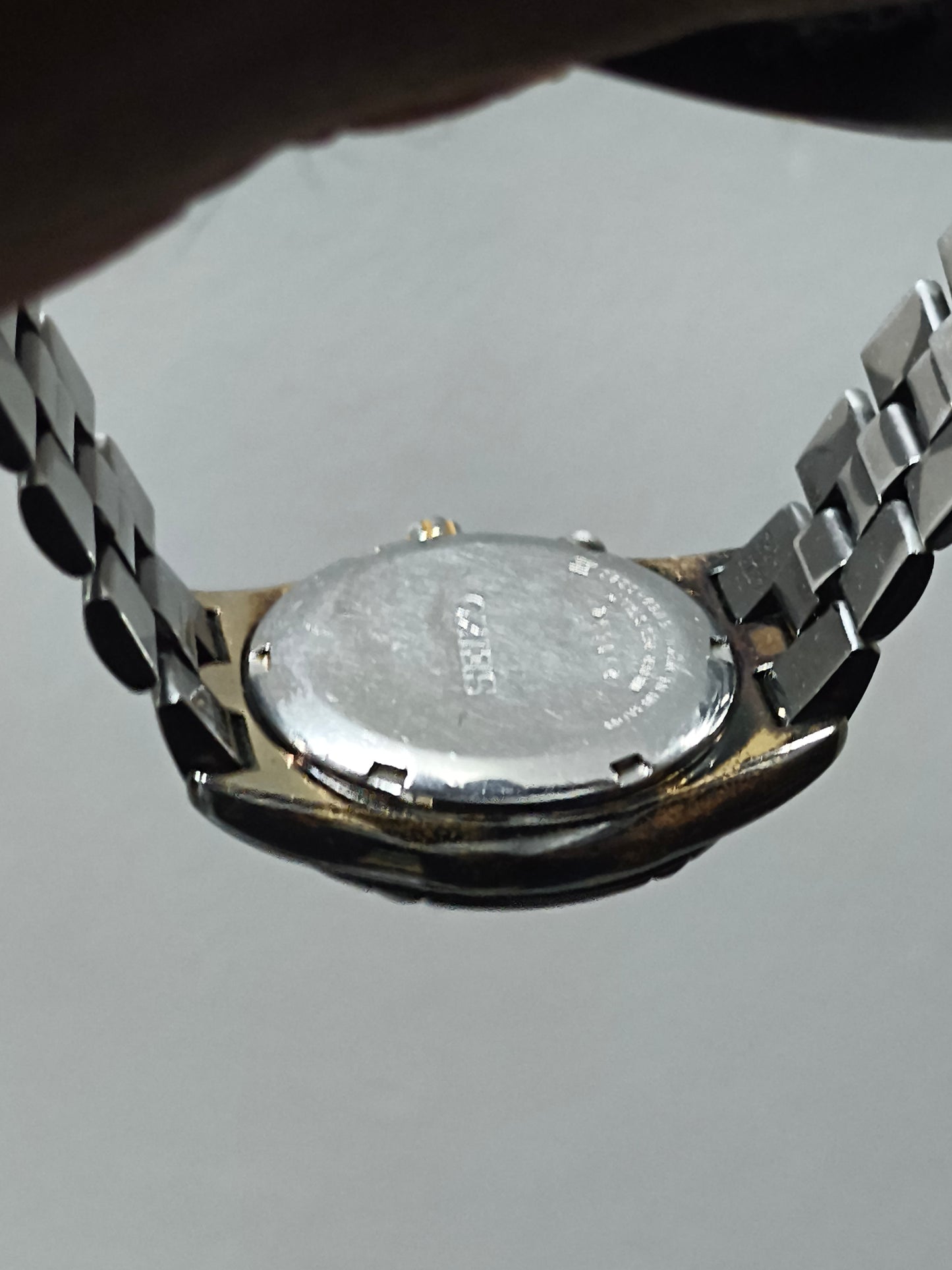 Seiko Kinetic Watch Gun-Metal with Gold Details, Model 5M62 0080