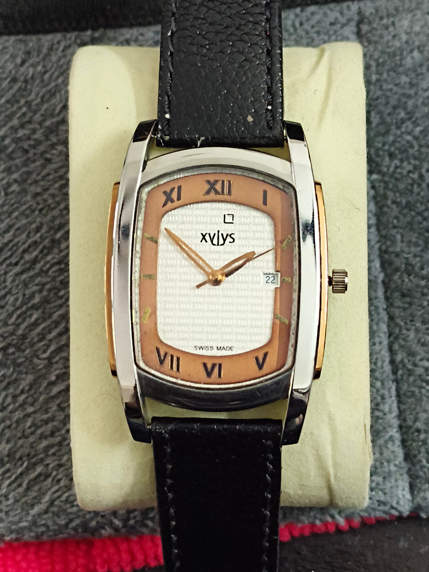XYLYS Swiss Made Quartz Watch, Neo-Vintage